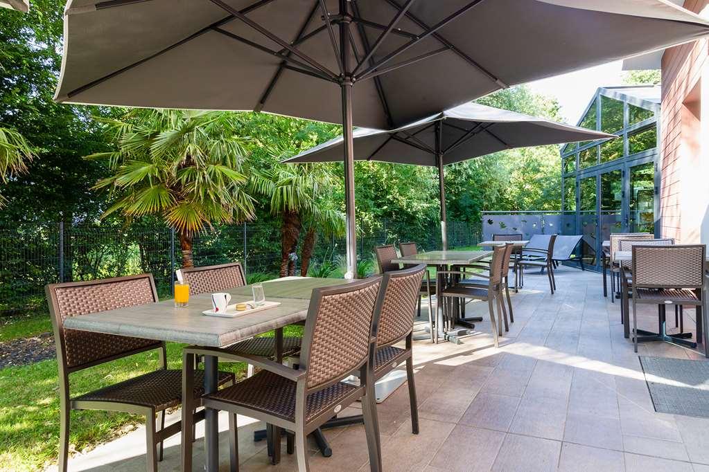 The Originals Boutique Hotel Restaurant Saint James, Montaigu-Vendee Exteriér fotografie
