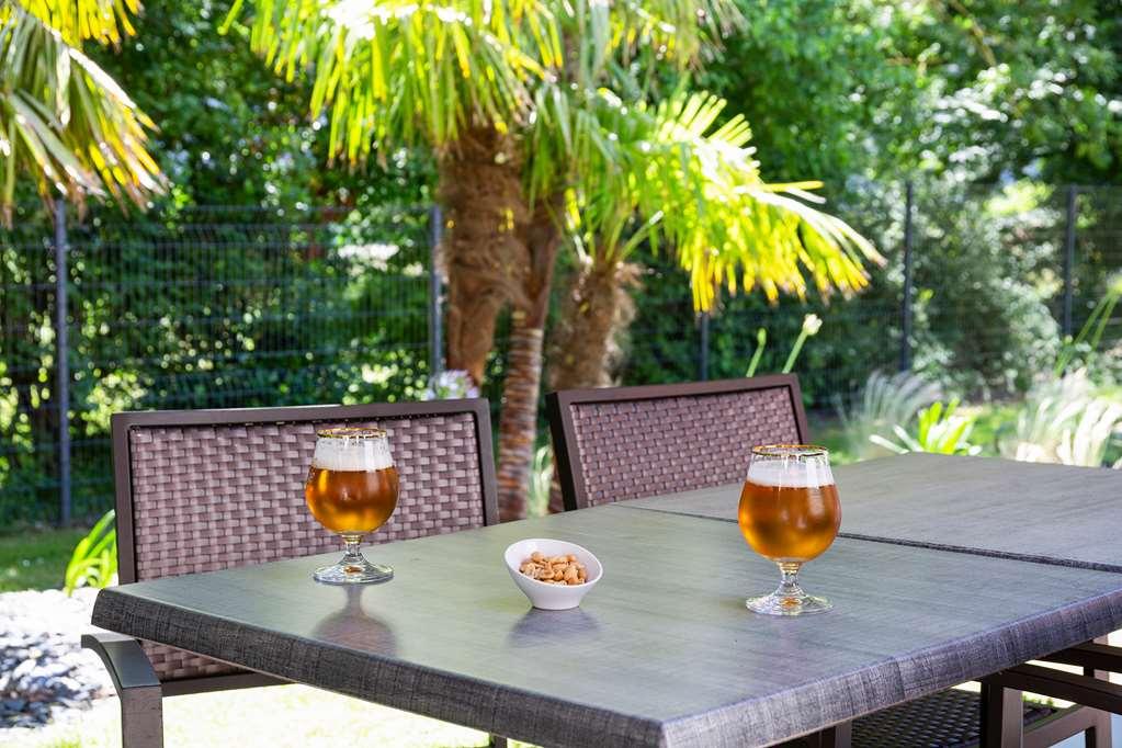 The Originals Boutique Hotel Restaurant Saint James, Montaigu-Vendee Exteriér fotografie