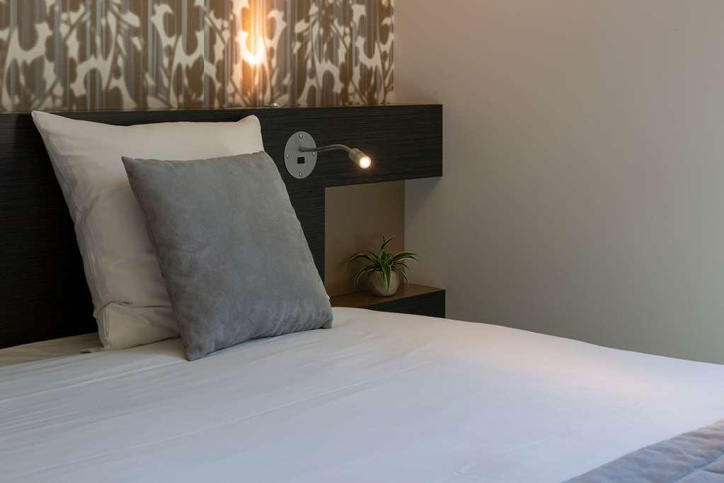 The Originals Boutique Hotel Restaurant Saint James, Montaigu-Vendee Pokoj fotografie