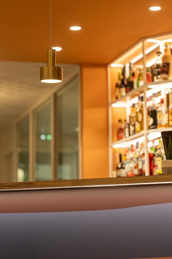 The Originals Boutique Hotel Restaurant Saint James, Montaigu-Vendee Exteriér fotografie